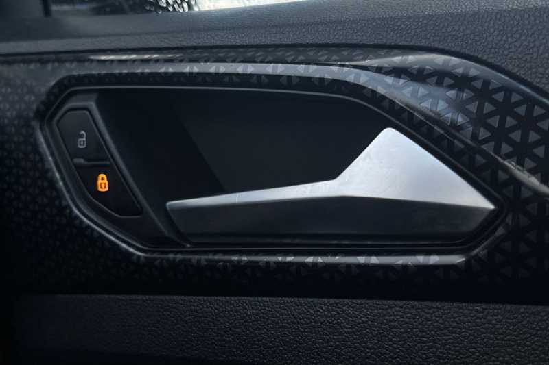 Used Volkswagen T-Cross 2023 for sale - 77576671: Photo 22