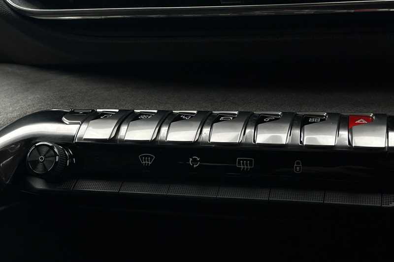 Used Peugeot 3008 2021 for sale - 77347088: Photo 12