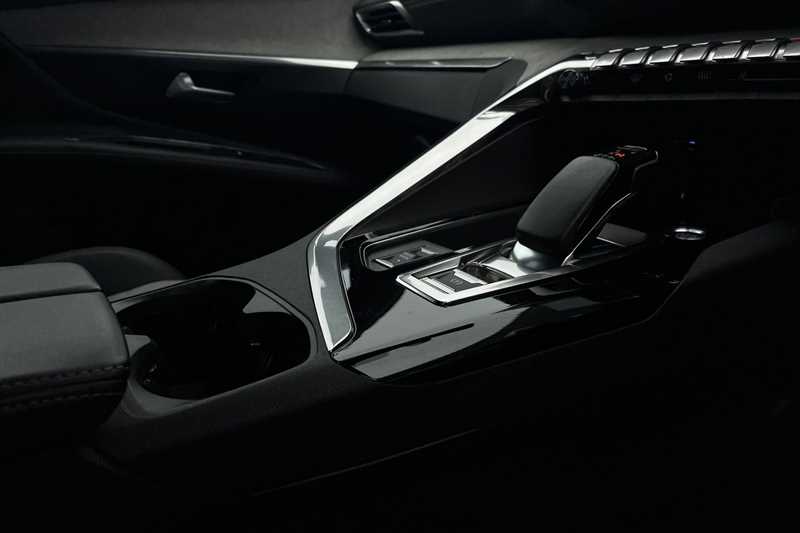 Used Peugeot 3008 2021 for sale - 77347088: Photo 32