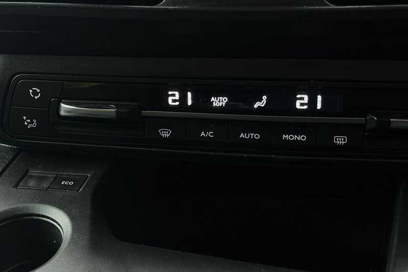 Used Vauxhall Combo Life 2021 for sale - 77471421: Photo 11