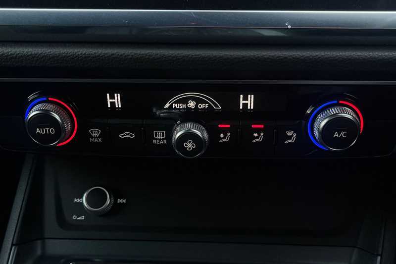 Used Audi Q3 2020 for sale - 78206997: Photo 12