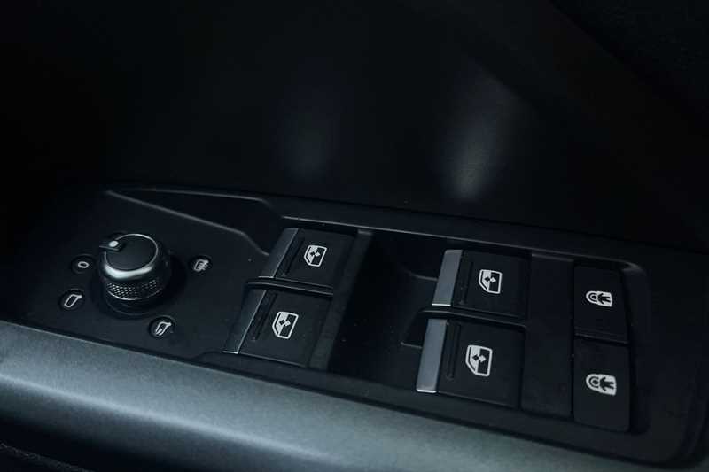 Used Audi Q3 2020 for sale - 78206997: Photo 18