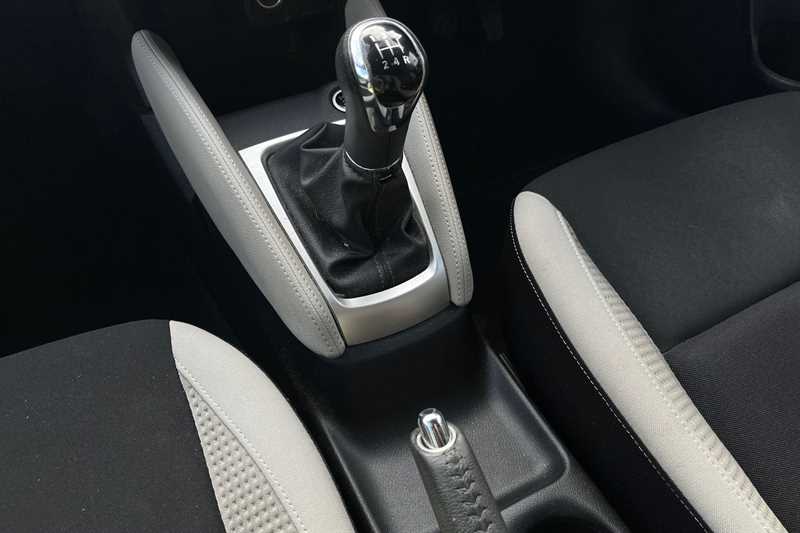 Used Nissan Micra 2019 for sale - 76390281: Photo 33