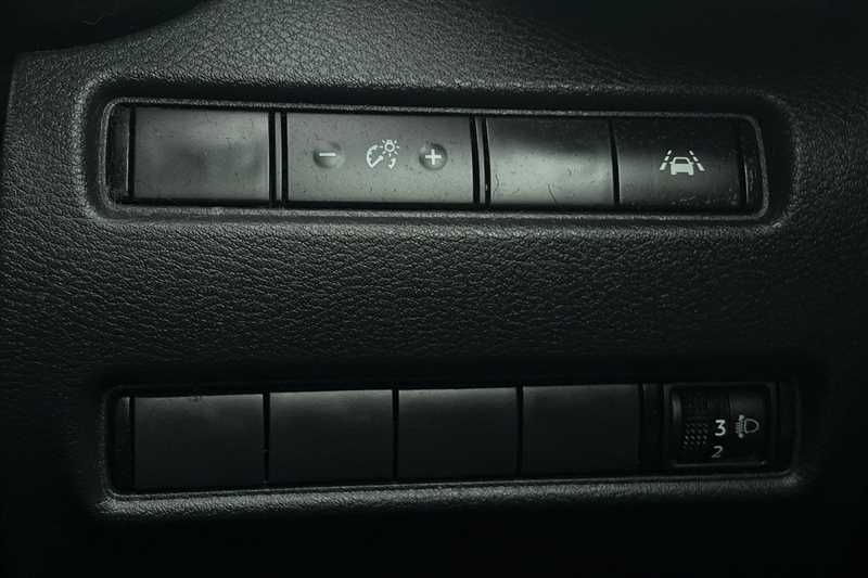 Used Nissan Juke 2024 for sale - 76501653: Photo 24