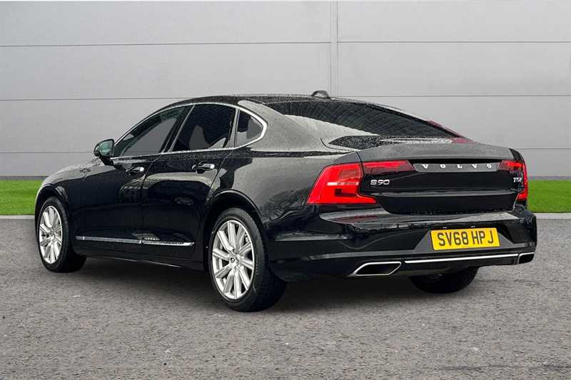 Used Volvo S90 2018 for sale - 77333378: Photo 2