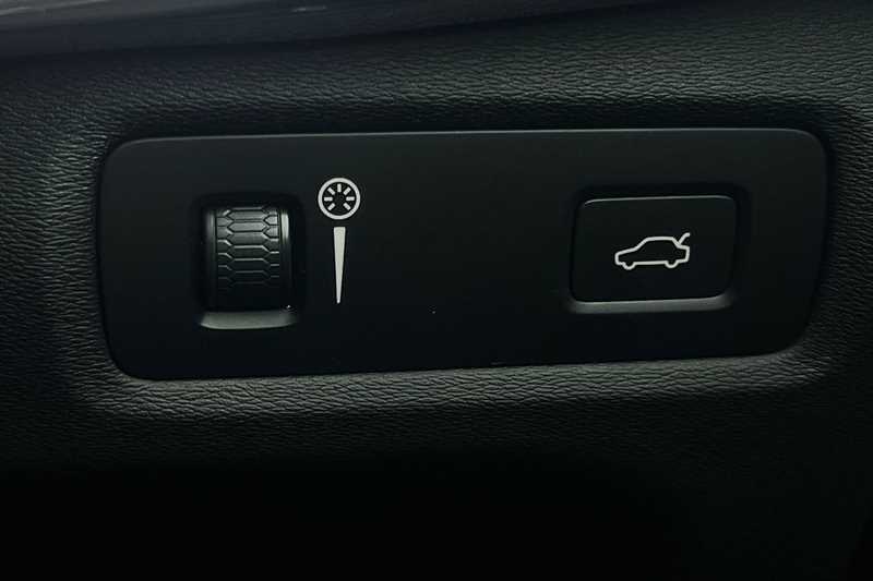 Used Volvo S90 2018 for sale - 77333378: Photo 24