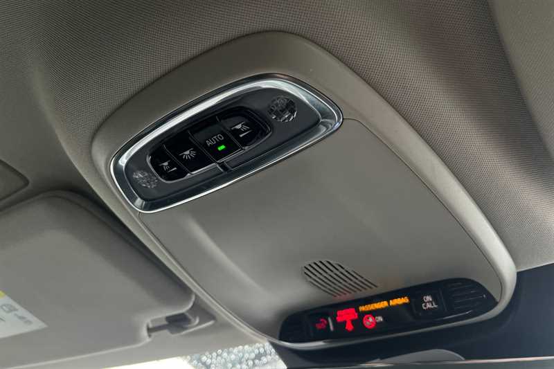 Used Volvo S90 2018 for sale - 77333378: Photo 28