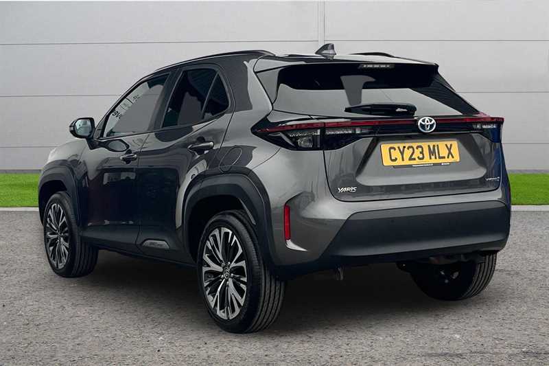 Used Toyota Yaris Cross 2023 for sale - 77471598: Photo 2