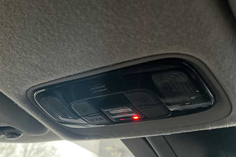 Used Toyota Yaris Cross 2023 for sale - 77471598: Photo 27