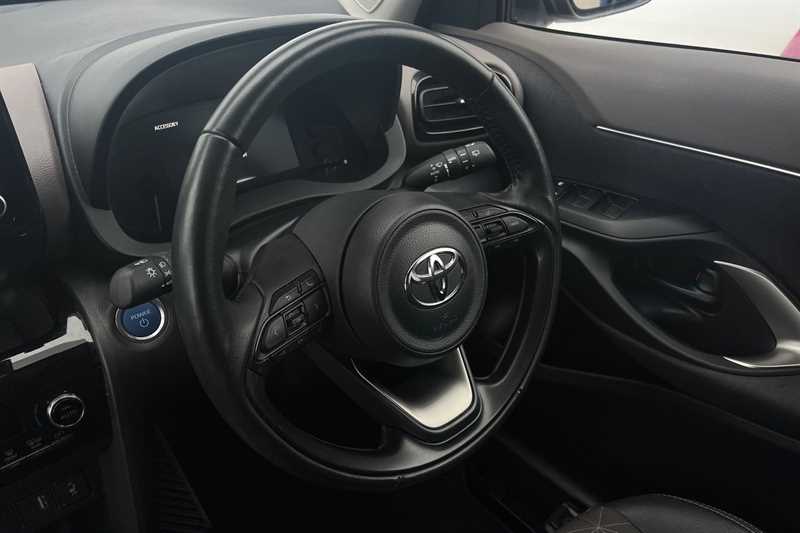 Used Toyota Yaris Cross 2023 for sale - 77471598: Photo 41