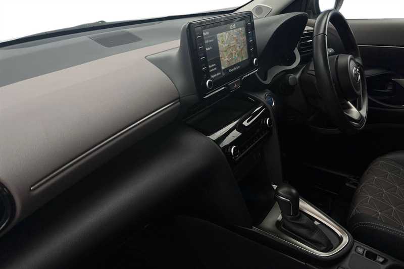 Used Toyota Yaris Cross 2023 for sale - 77471598: Photo 7