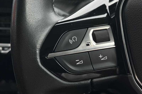 Used Peugeot 2008 2020 for sale - 75610864: Photo 16
