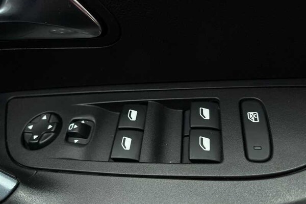 Used Peugeot 2008 2020 for sale - 75610864: Photo 18