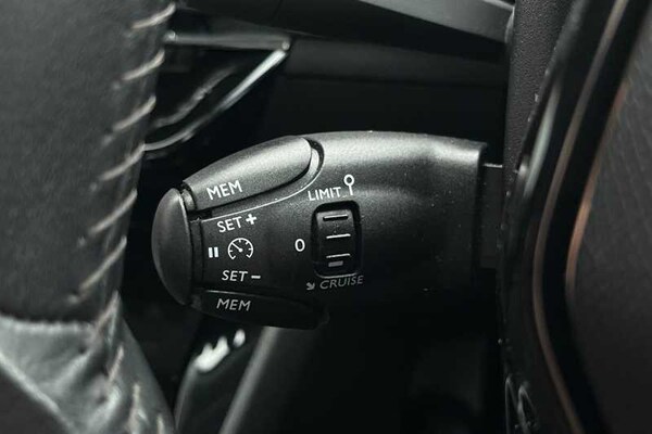 Used Peugeot 2008 2020 for sale - 75610864: Photo 23
