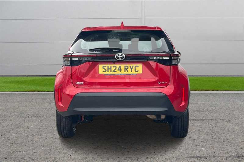 Used Toyota Yaris Cross 2024 for sale - 77855918: Photo 4