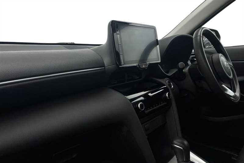 Used Toyota Yaris Cross 2024 for sale - 77855918: Photo 7