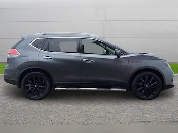 Used Nissan X-Trail 2017 for sale - 79095133: Photo