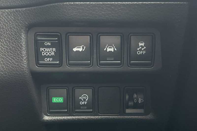 Used Nissan X-Trail 2018 for sale - 76447250: Photo 25