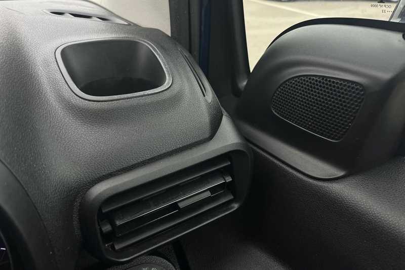 Used Vauxhall Combo Life 2022 for sale - 76217457: Photo 25