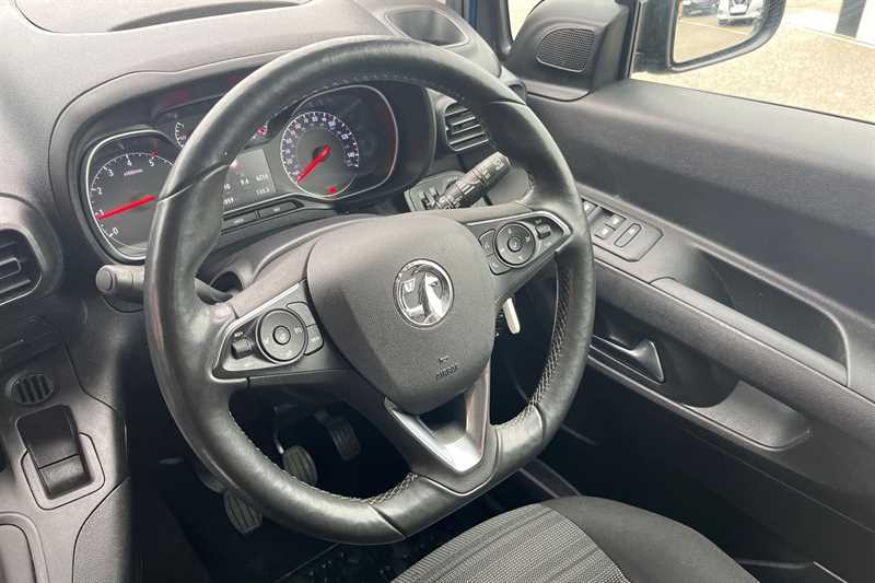 Used Vauxhall Combo Life 2022 for sale - 76217457: Photo 41