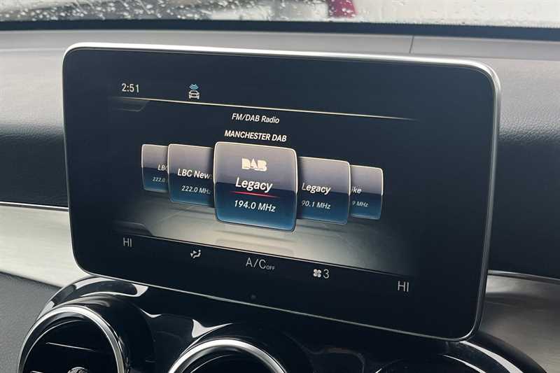 Used Mercedes-Benz GLC 2019 for sale - 77927619: Photo 11