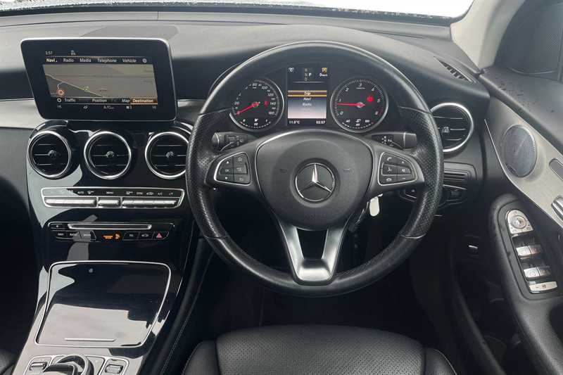 Used Mercedes-Benz GLC 2019 for sale - 77927619: Photo 15