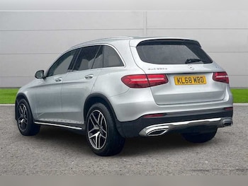 Used Mercedes-Benz GLC 2019 for sale - 77927619: Photo