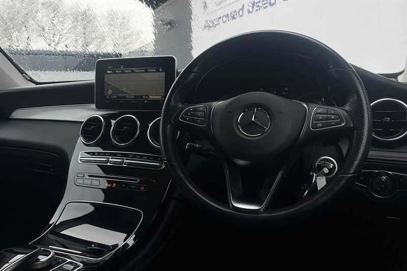 Used Mercedes-Benz GLC 2019 for sale - 77927619: Photo 38