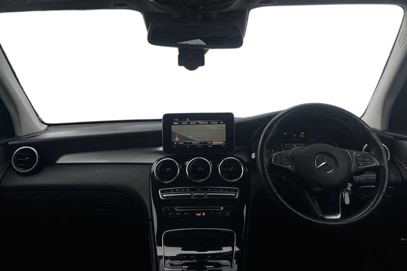 Used Mercedes-Benz GLC 2019 for sale - 77927619: Photo 8