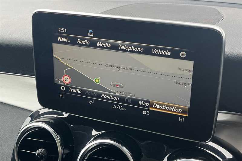 Used Mercedes-Benz GLC 2019 for sale - 77927619: Photo 9