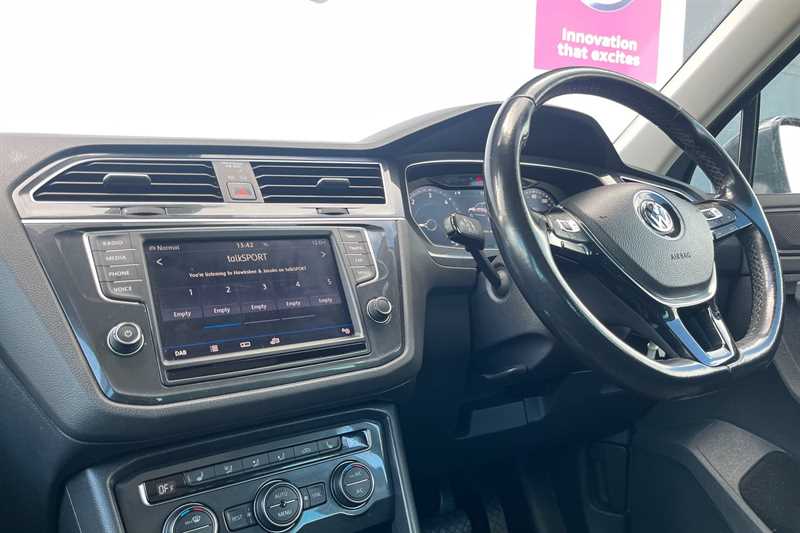 Used Volkswagen Tiguan 2017 for sale - 77855963: Photo 36