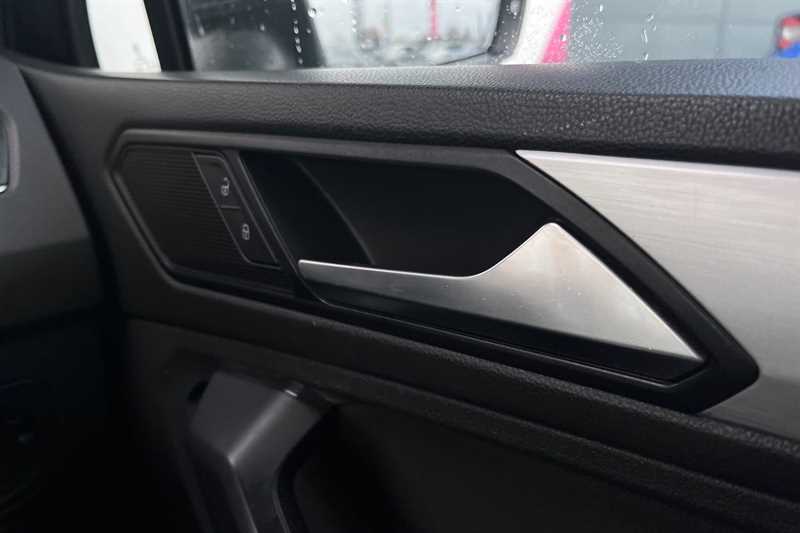 Used Volkswagen Tiguan 2019 for sale - 77219057: Photo 23