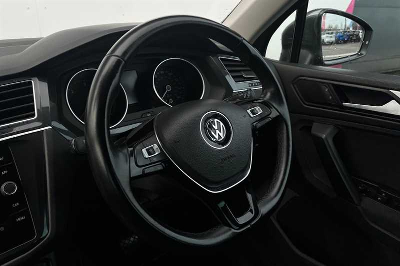 Used Volkswagen Tiguan 2019 for sale - 77219057: Photo 38