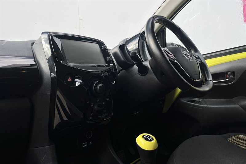 Used Toyota AYGO 2017 for sale - 77855964: Photo 15