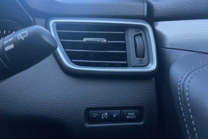 Used Nissan Qashqai 2018 for sale - 76587204: Photo 27