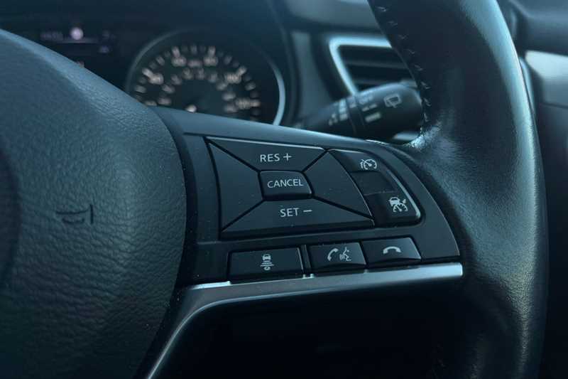 Used Nissan Qashqai 2018 for sale - 76587204: Photo 31