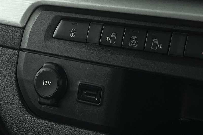 Used Peugeot Traveller 2020 for sale - 77810364: Photo 29