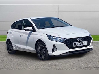 Used Hyundai i20 2023 for sale - 78990577: Photo