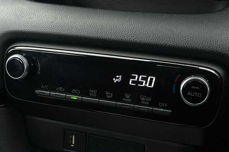 Used Toyota Yaris 2023 for sale - 77471394: Photo 11