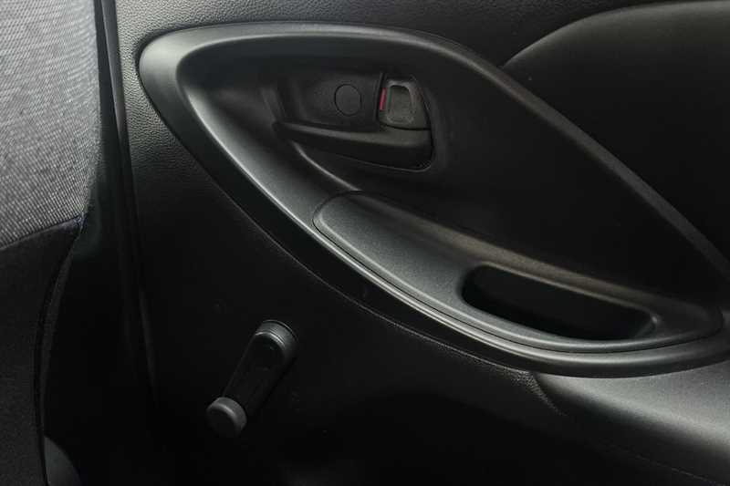 Used Toyota Yaris 2023 for sale - 77471394: Photo 28