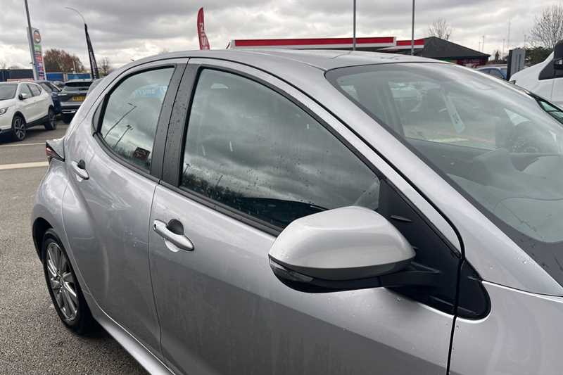 Used Toyota Yaris 2023 for sale - 77471394: Photo 38