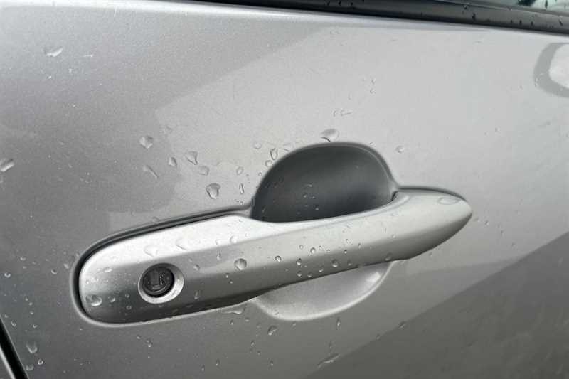 Used Toyota Yaris 2023 for sale - 77471394: Photo 39