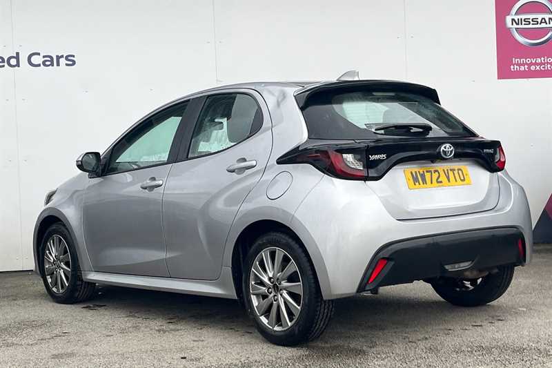 Used Toyota Yaris 2023 for sale - 77471394: Photo 41