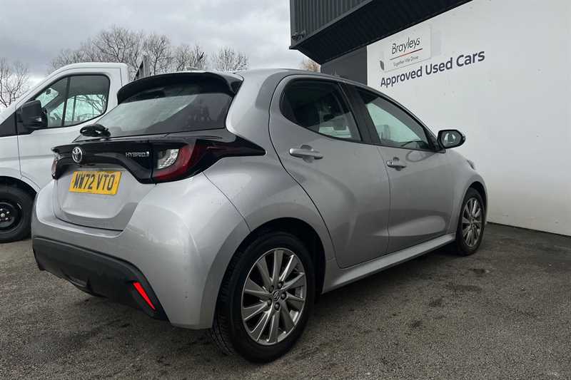 Used Toyota Yaris 2023 for sale - 77471394: Photo 42