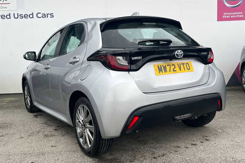 Used Toyota Yaris 2023 for sale - 77471394: Photo 43