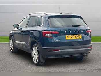 Used Skoda Karoq 2020 for sale - 76272684: Photo 2