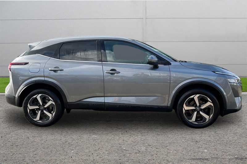 Used Nissan Qashqai 2022 for sale - 76400867: Photo 2