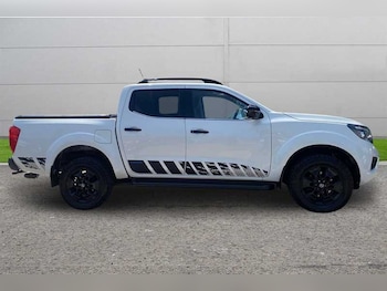 Used Nissan Navara 2021 for sale - 78990627: Photo