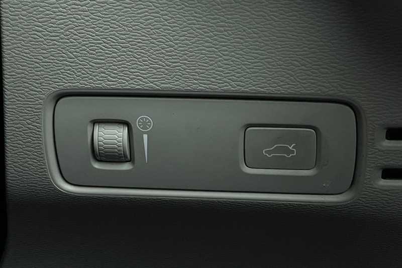 Used Volvo XC40 2020 for sale - 77600685: Photo 21