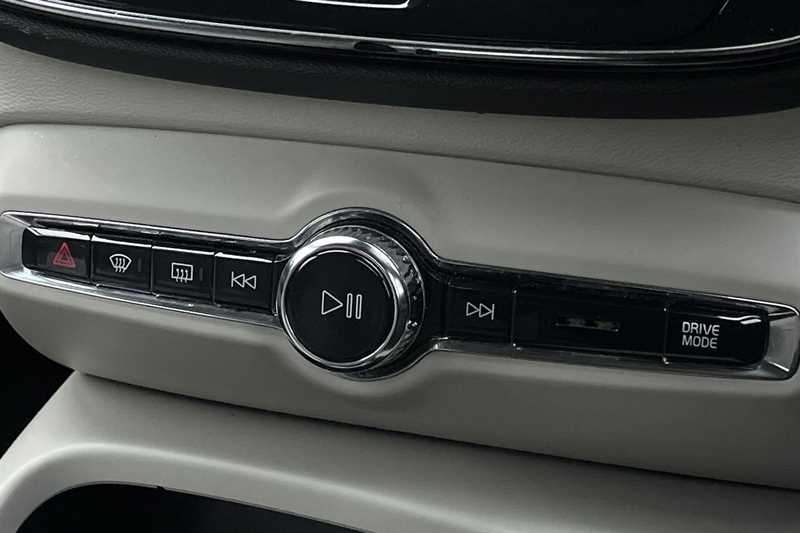 Used Volvo XC40 2020 for sale - 77600685: Photo 25